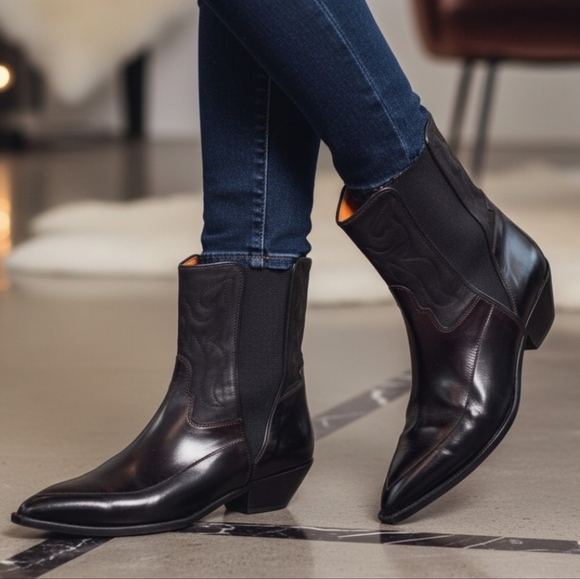 Donald J. Pliner Shoes - Donald  J Pilner Vintage Western Couture Leather Black Brown Boots SZ 7